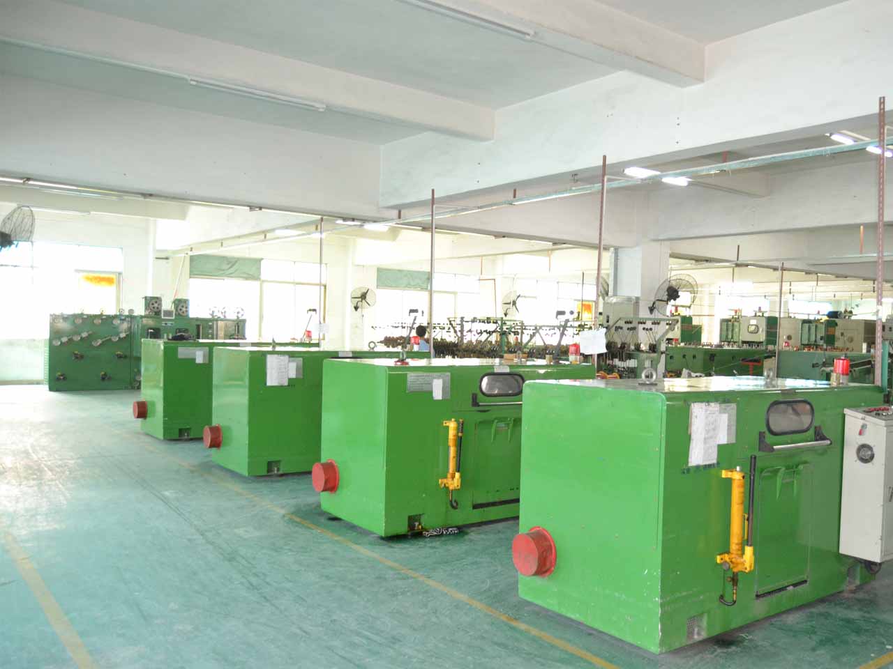 訊利實(shí)業(yè) 訊利實(shí)業(yè)